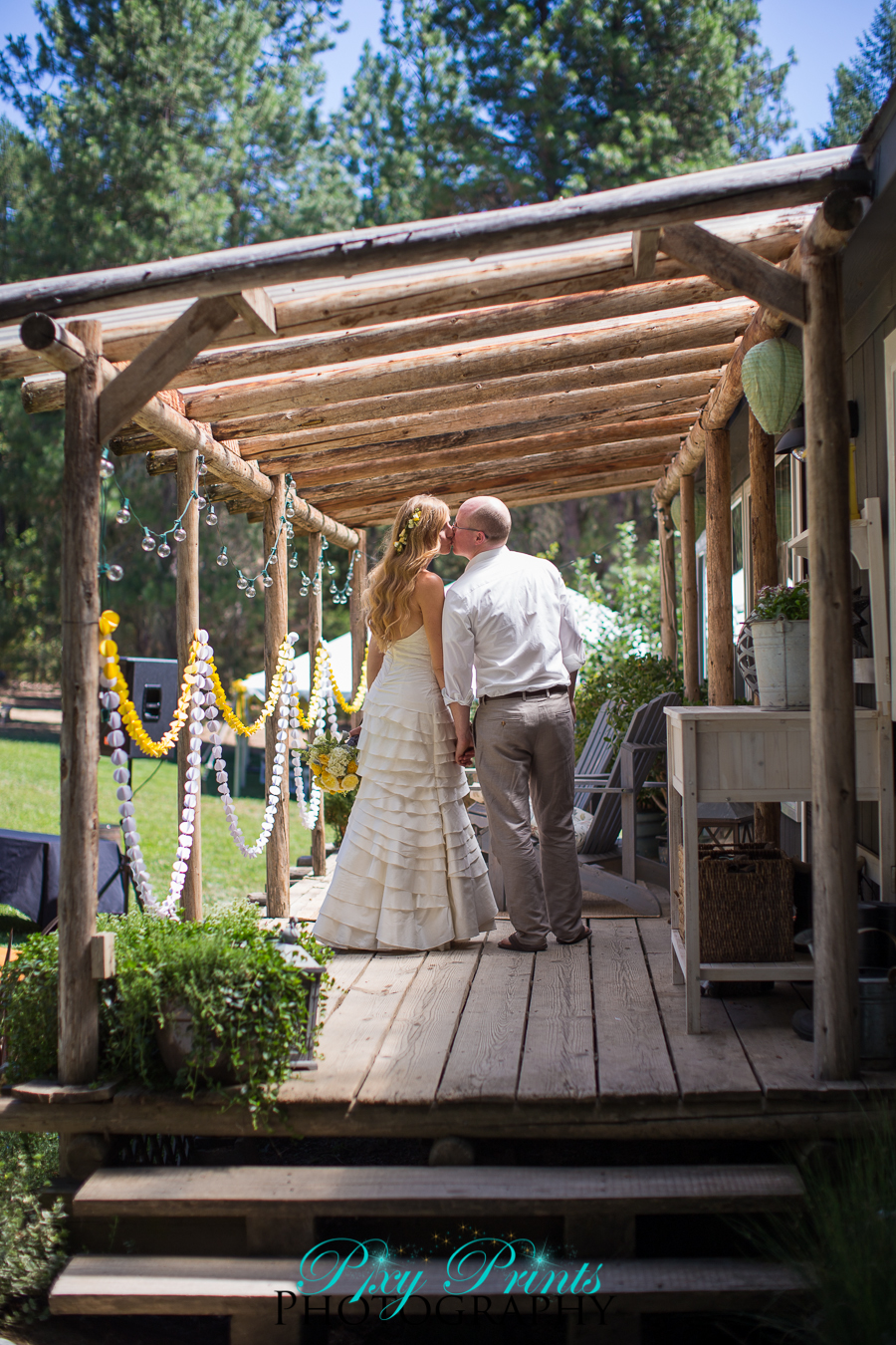Oregon Backyard Wedding-1013
