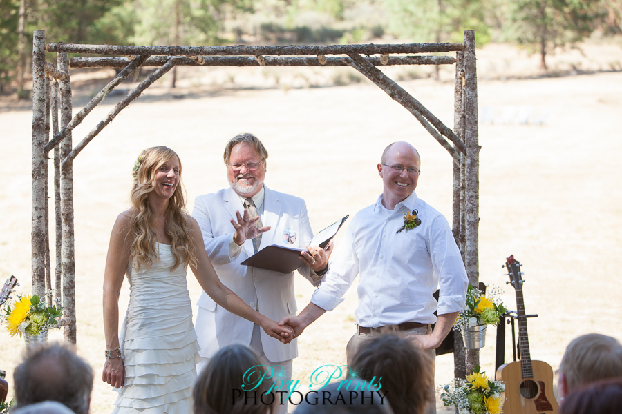 Oregon Backyard Wedding-1025